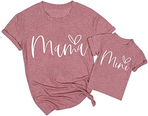 Тениски за мама и мини-тениски с образа на Привлекателен Сърце с надпис Мама и аз, едни и Същи Тениски, Потници за мама