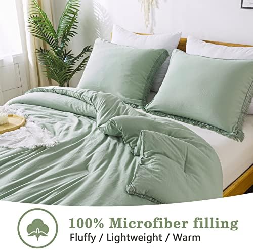 Комплект спално бельо Andency Sage Green с пискюли King (104x90 инча), 3 предмета (1 одеяло в стил бохо, 2 калъфки за възглавници),