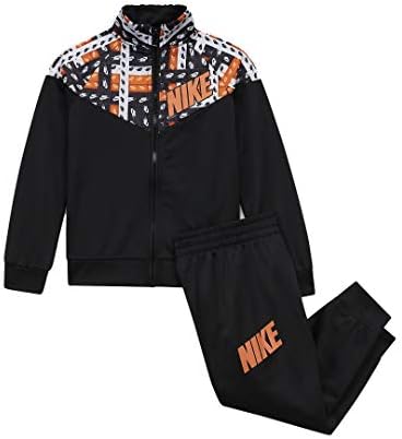 Комплект от 2 теми: яке и панталон Nike за момче