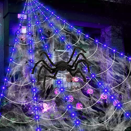 VABAMNA Spider Web Украса за Хелоуин на открито - Гигантска паяжина дължина 16,4 фута, със сини светлини, 40 г Еластична мрежа и 36 Черен Паяк за Страшни улични украси в двора Гар