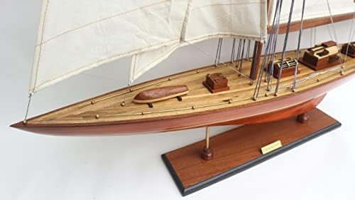 Ветроходни лодки Endeavour Дървена Модел с Дължина 60 см - Предмети на изкуството и Колекционери